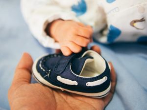 buty do nauki chodzenia dla niemowlaka